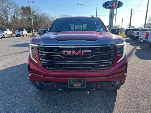 Used 2024 GMC Sierra 1500 AT4 w/ Technology Package image 2