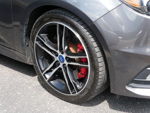 Used 2017 Ford Focus ST w/ Equipment Group 401A FWD image 5