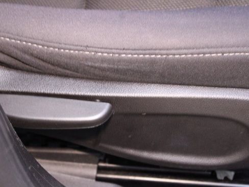 Used 2015 Chevrolet Cruze LT image 12