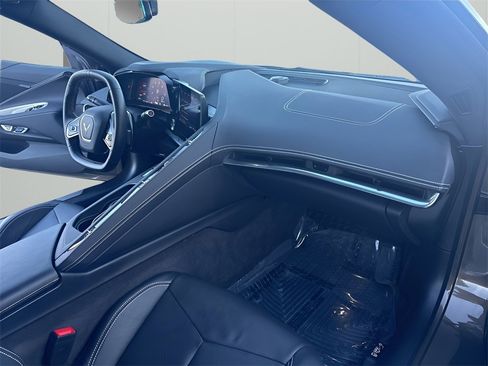 Used 2020 Chevrolet Corvette Stingray Coupe w/ 1LT image 13