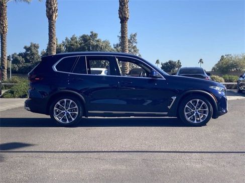 Certified 2024 BMW X5 xDrive50e w/ Premium Package image 6