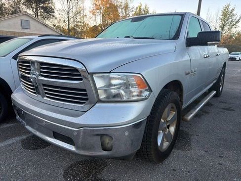 Used 2017 RAM 1500 Big Horn RWD image 4