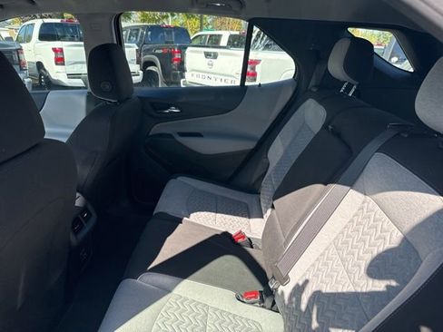 Used 2023 Chevrolet Equinox LS image 18