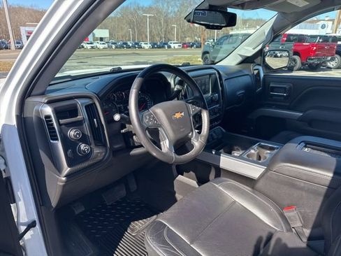 Used 2017 Chevrolet Silverado 1500 LTZ Z71 w/ Redline Edition image 9