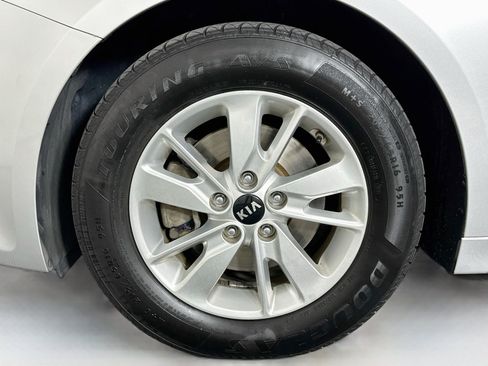 Used 2016 Kia Optima LX FWD image 11