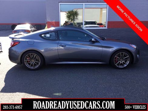 Used 2015 Hyundai Genesis 3.8 RWD image 1