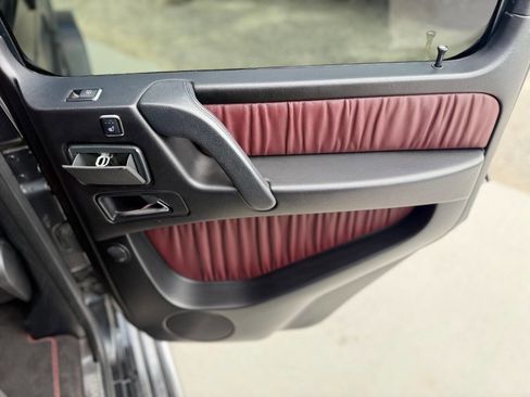 Used 2015 Mercedes-Benz G 550 image 31