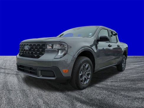 New 2026 Ford Maverick XLT w/ XLT Luxury Package FWD image 8