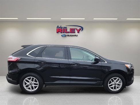 Used 2023 Ford Edge SEL image 6