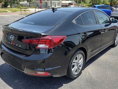 Used 2019 Hyundai Elantra SEL w/ Cargo Package image 4