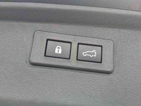 Used 2025 Subaru Outback Limited XT AWD/4WD image 7