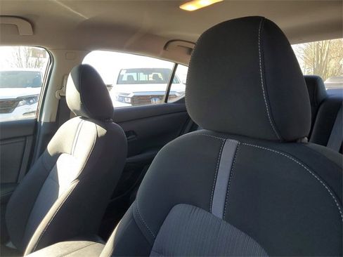 Used 2025 Nissan Sentra SV image 16