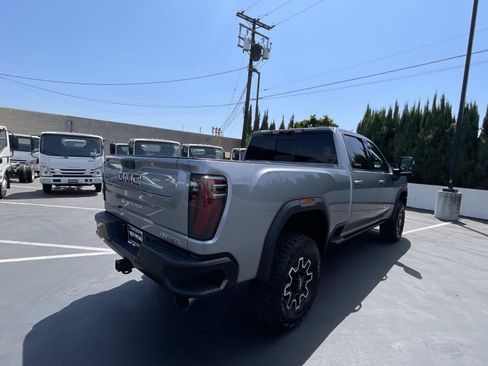New 2026 GMC Sierra 2500 AT4X AWD/4WD image 5
