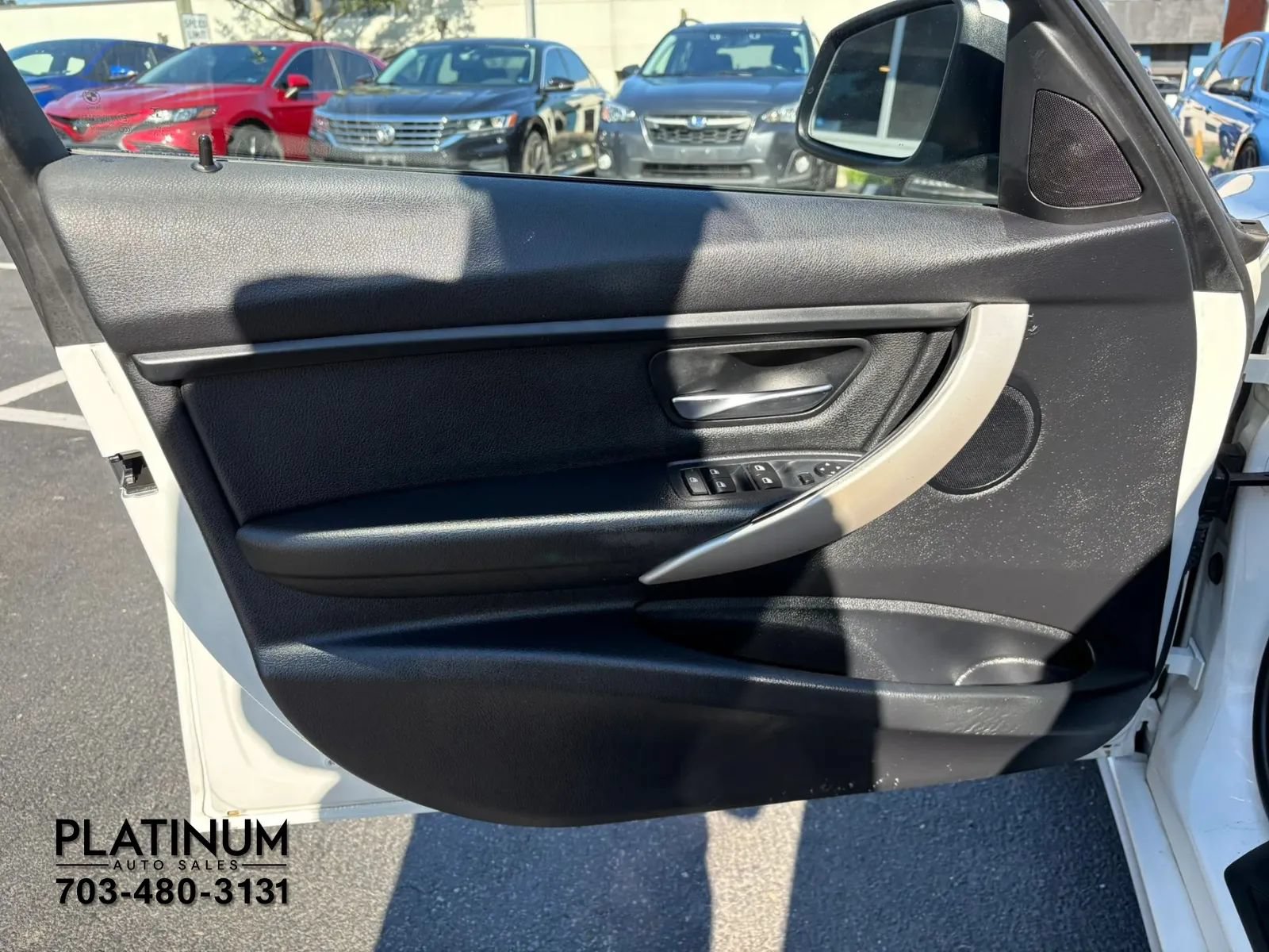 Used 2015 BMW 320i xDrive Sedan AWD/4WD image 18
