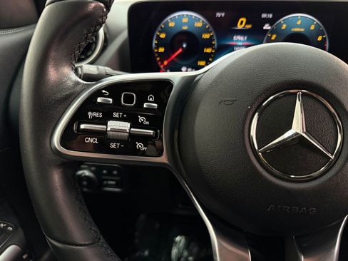 Used 2023 Mercedes-Benz GLA 250 image 14