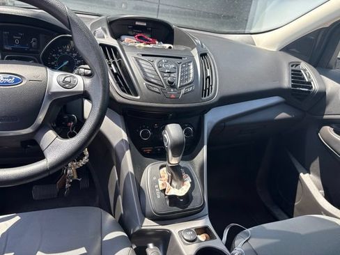 Used 2016 Ford Escape SE FWD image 10