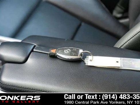 Used 2016 Mercedes-Benz E 350 4MATIC Wagon image 56