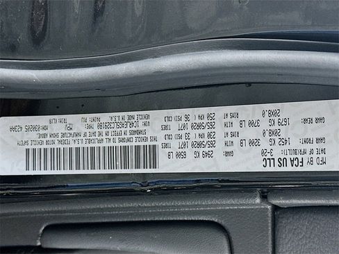 Used 2020 Jeep Grand Cherokee Altitude image 37