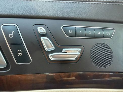 Used 2014 Mercedes-Benz SL 550 image 37