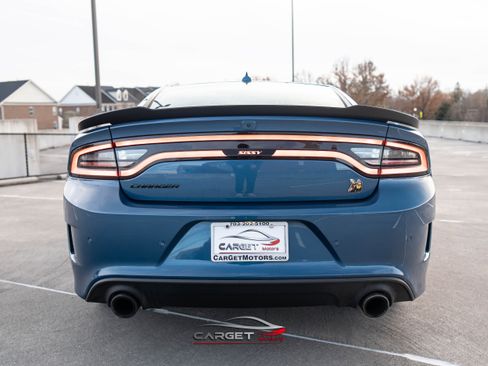 Used 2020 Dodge Charger Scat Pack w/ Driver Convenience Group image 6