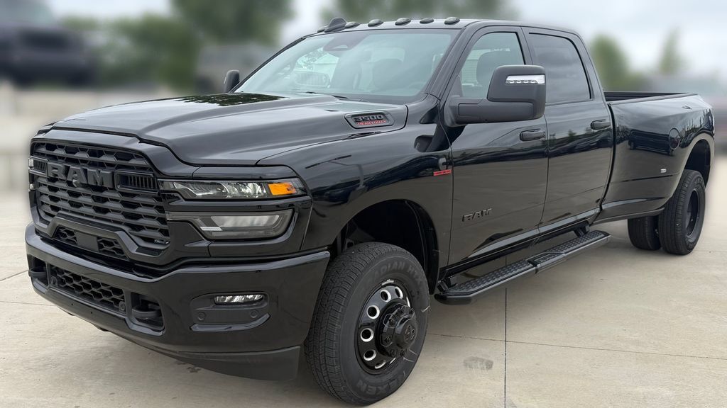 New 2026 RAM 3500 Big Horn AWD/4WD image 2