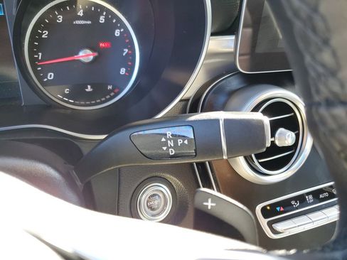 Used 2022 Mercedes-Benz GLC 300 4MATIC image 29