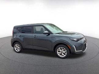 Used 2025 Kia Soul LX w/ LX Technology Package FWD video 2