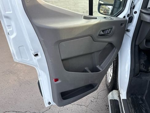 Used 2024 Ford Transit 250 Low Roof w/ Exterior Upgrade Package image 19