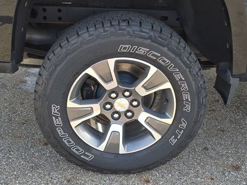 Used 2016 Chevrolet Colorado Z71 AWD/4WD image 31