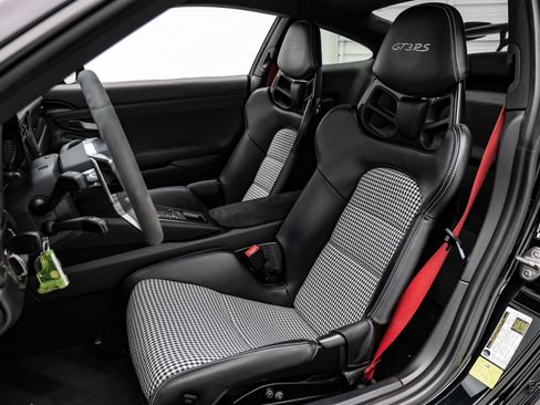 Used 2016 Porsche 911 GT3 RS RWD image 44