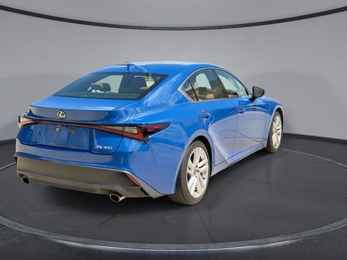 Used 2023 Lexus IS 300 w/ Comfort Package RWD image 11