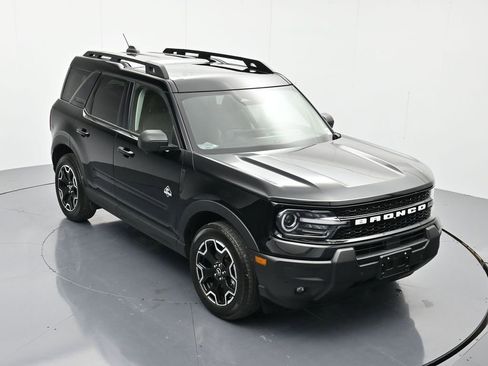 Used 2025 Ford Bronco Sport Outer Banks w/ Outer Banks Tech Package+ AWD/4WD image 48