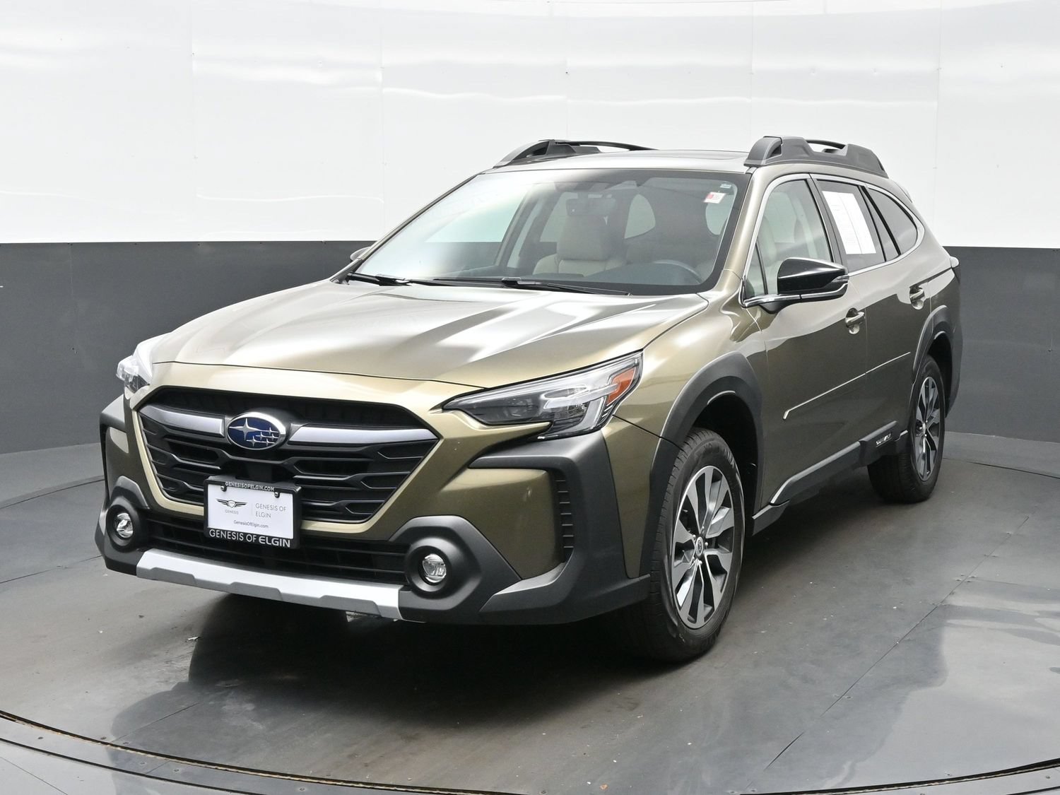 Used 2024 Subaru Outback Limited AWD/4WD image 1
