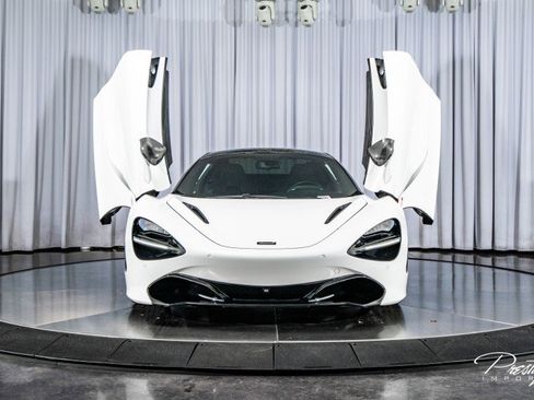 Used 2022 McLaren 720S Spider image 7