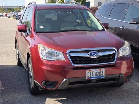 Used 2015 Subaru Forester 2.5i Premium w/ All-Weather Package AWD/4WD image 2