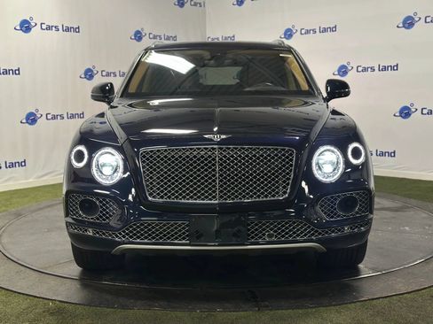 Used 2017 Bentley Bentayga AWD/4WD image 7