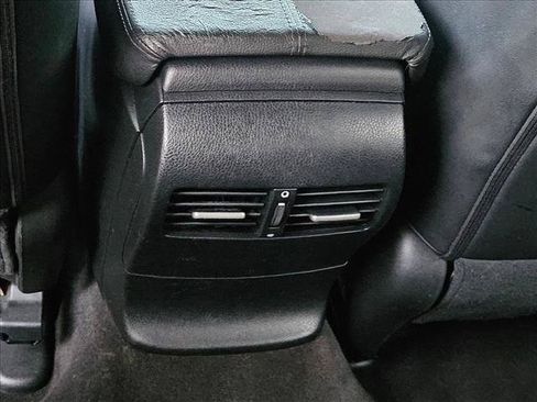 Used 2011 Honda Crosstour EX-L image 18