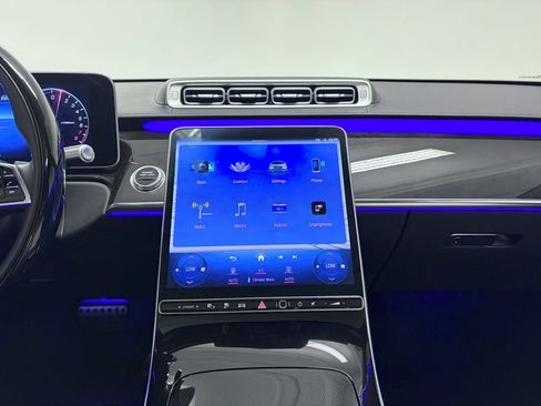 Certified 2023 Mercedes-Benz S 580e 4MATIC Sedan image 19