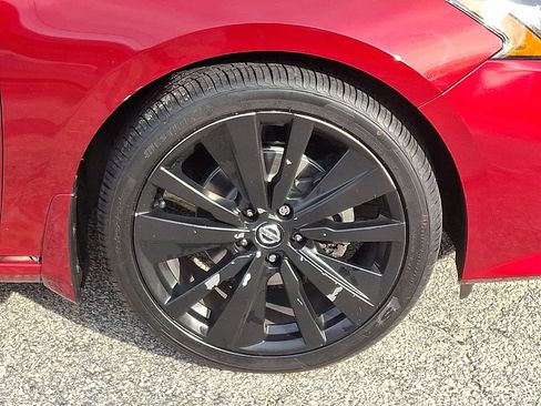 Certified 2022 Nissan Altima 2.0 SR image 8