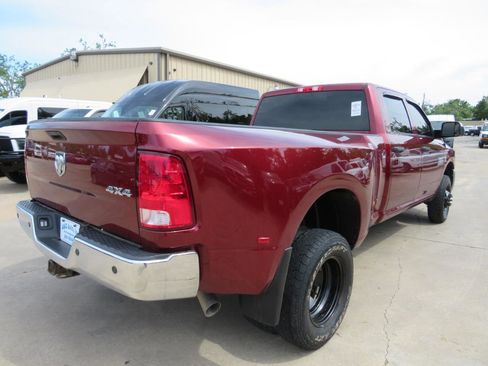 Used 2018 RAM 3500 Tradesman w/ Chrome Appearance Group AWD/4WD image 4