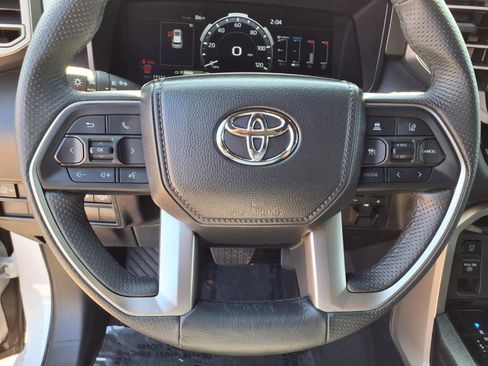 Certified 2025 Toyota Sequoia SR5 AWD/4WD image 21