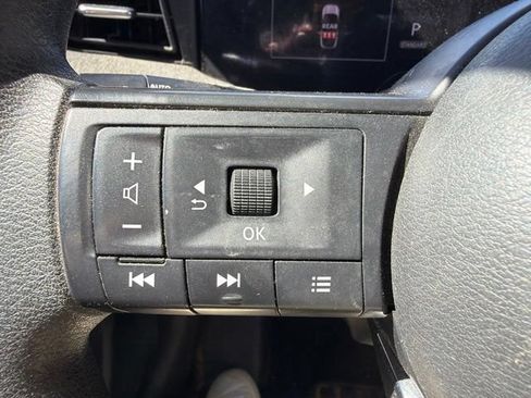 Used 2025 Nissan Kicks SV w/ Interior Electronics Package AWD/4WD image 29