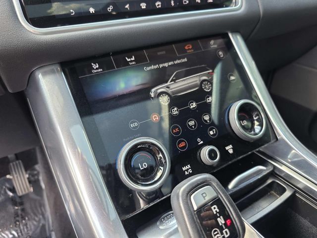 Used 2019 Land Rover Range Rover Sport HSE AWD/4WD image 18