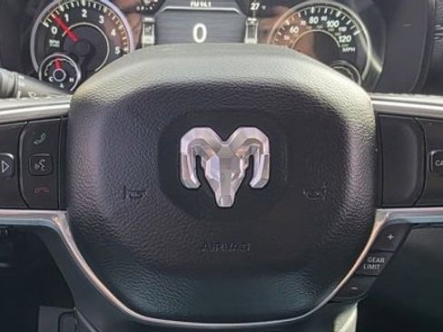 Used 2019 RAM 1500 Laramie image 18