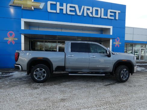 New 2026 GMC Sierra 2500 SLT w/ SLT Premium Package image 2