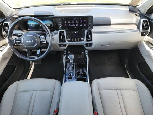 Certified 2023 Kia Sorento SX FWD image 23