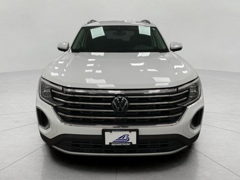 Used 2024 Volkswagen Atlas SE image 12