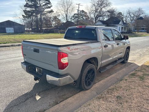 Used 2019 Toyota Tundra SR5 w/ SR5 Upgrade Package image 6