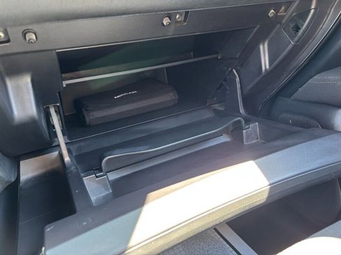 Used 2017 Nissan Pathfinder S image 18