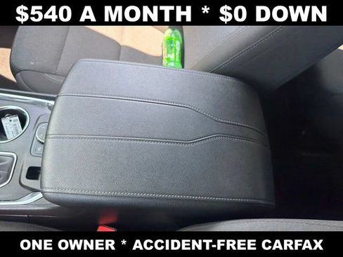 Used 2024 Chevrolet Traverse LT w/ LPO, Floor Liner Package AWD/4WD image 28